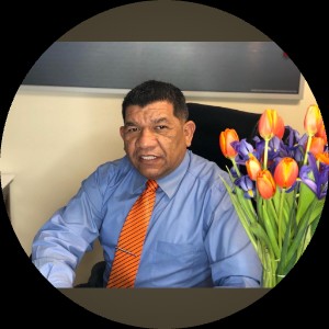 Dwhight J. Molina Medina
