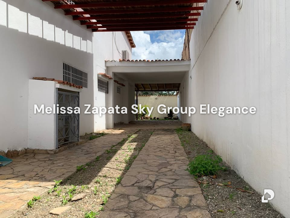 Casa en Colinas de la Rosaleda, Barquisimeto