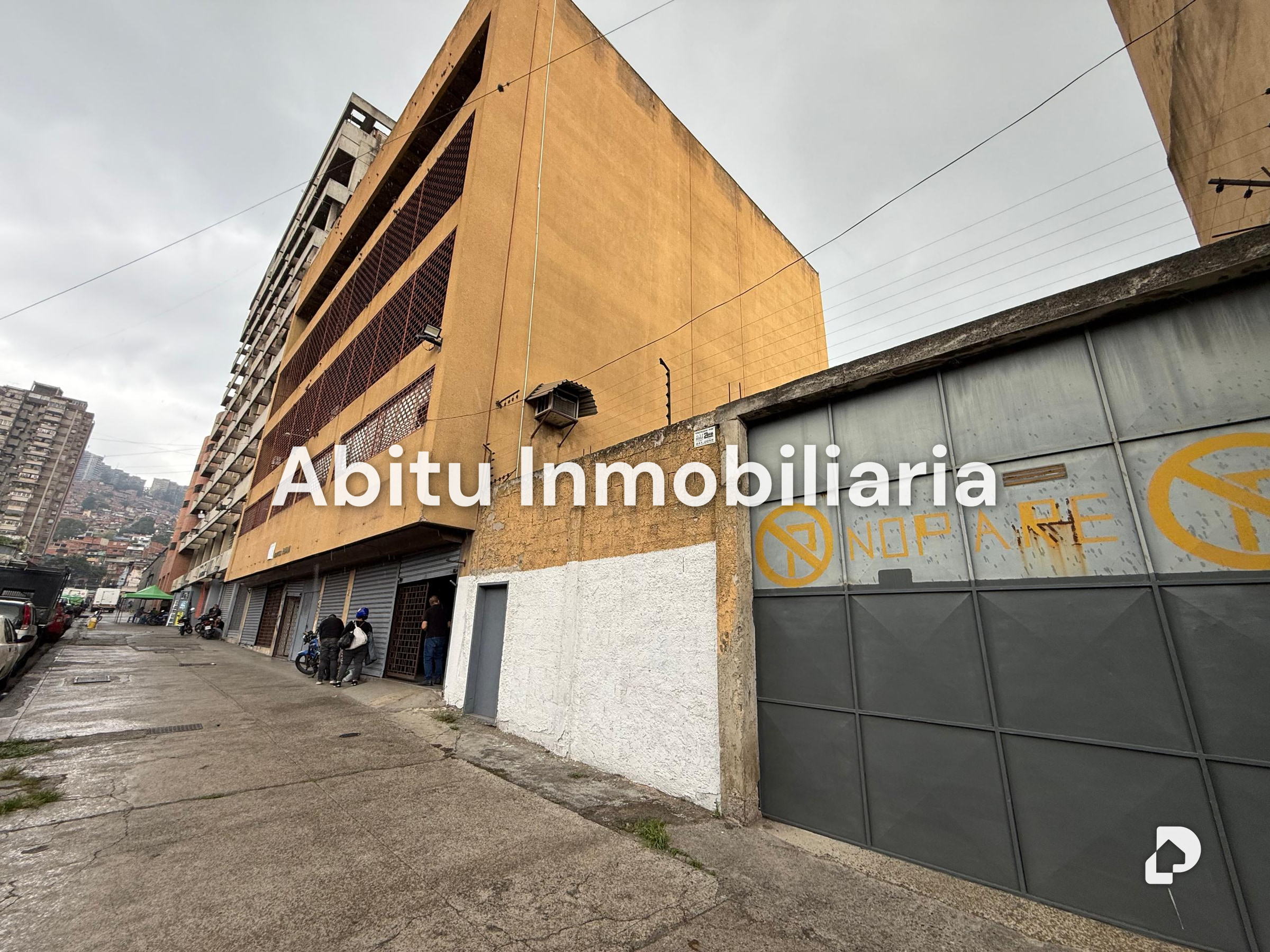 Edificio en Catia, Caracas