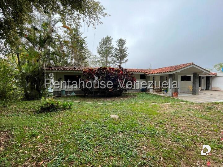 Casa en Los Guayabitos, Caracas