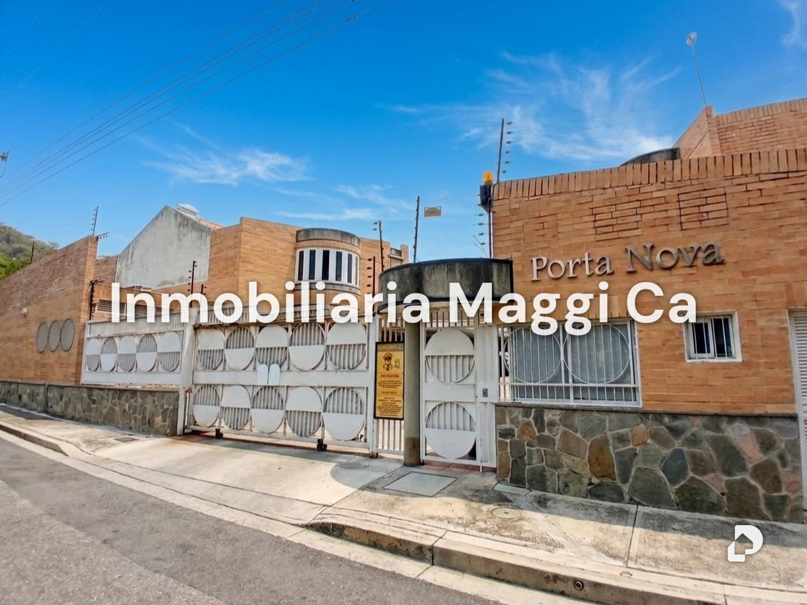 Townhouse en El Parral, Valencia