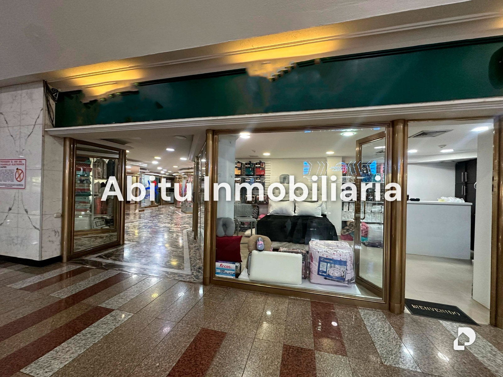 Local comercial en Chuao, Caracas