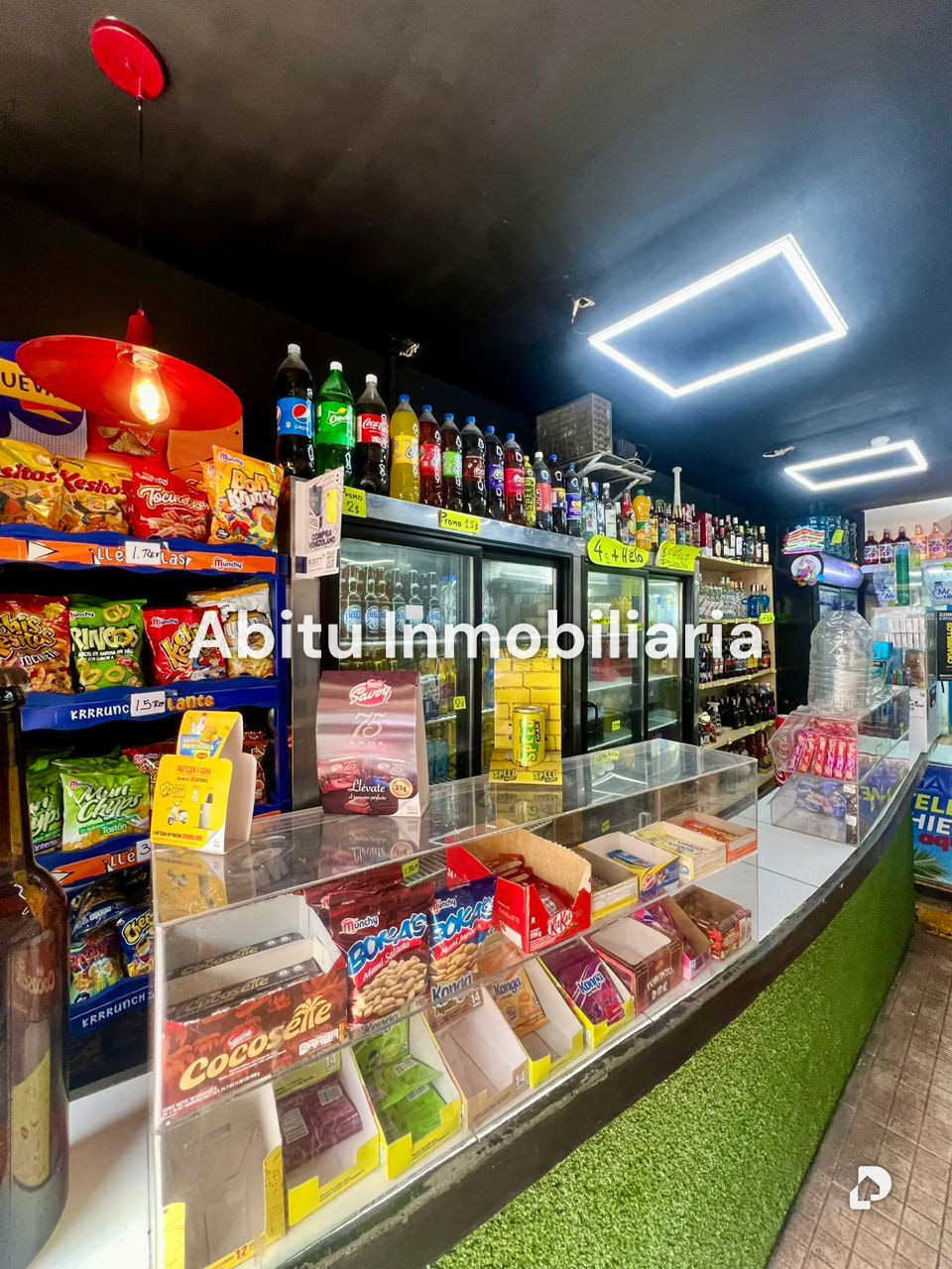 Local comercial en Av. Urdaneta, Caracas