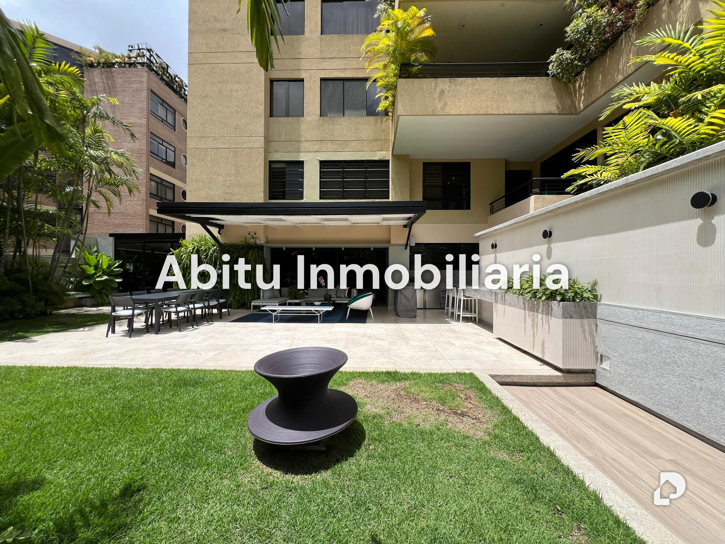 Apartamento en Los Palos Grandes, Caracas