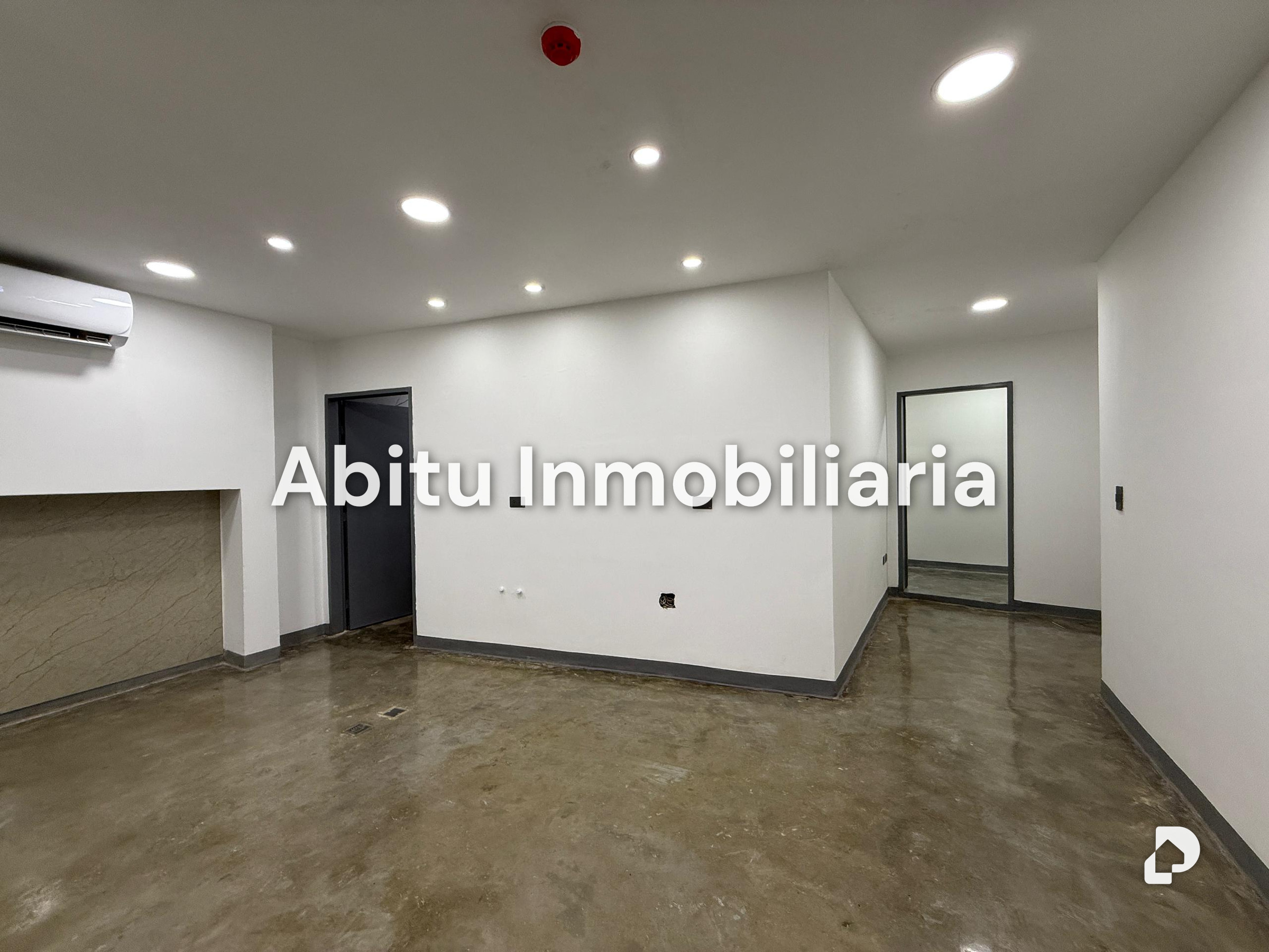 Oficina en San Román, Caracas