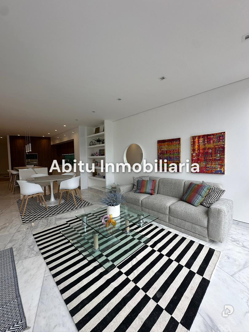 Apartamento en Las Mercedes, Caracas