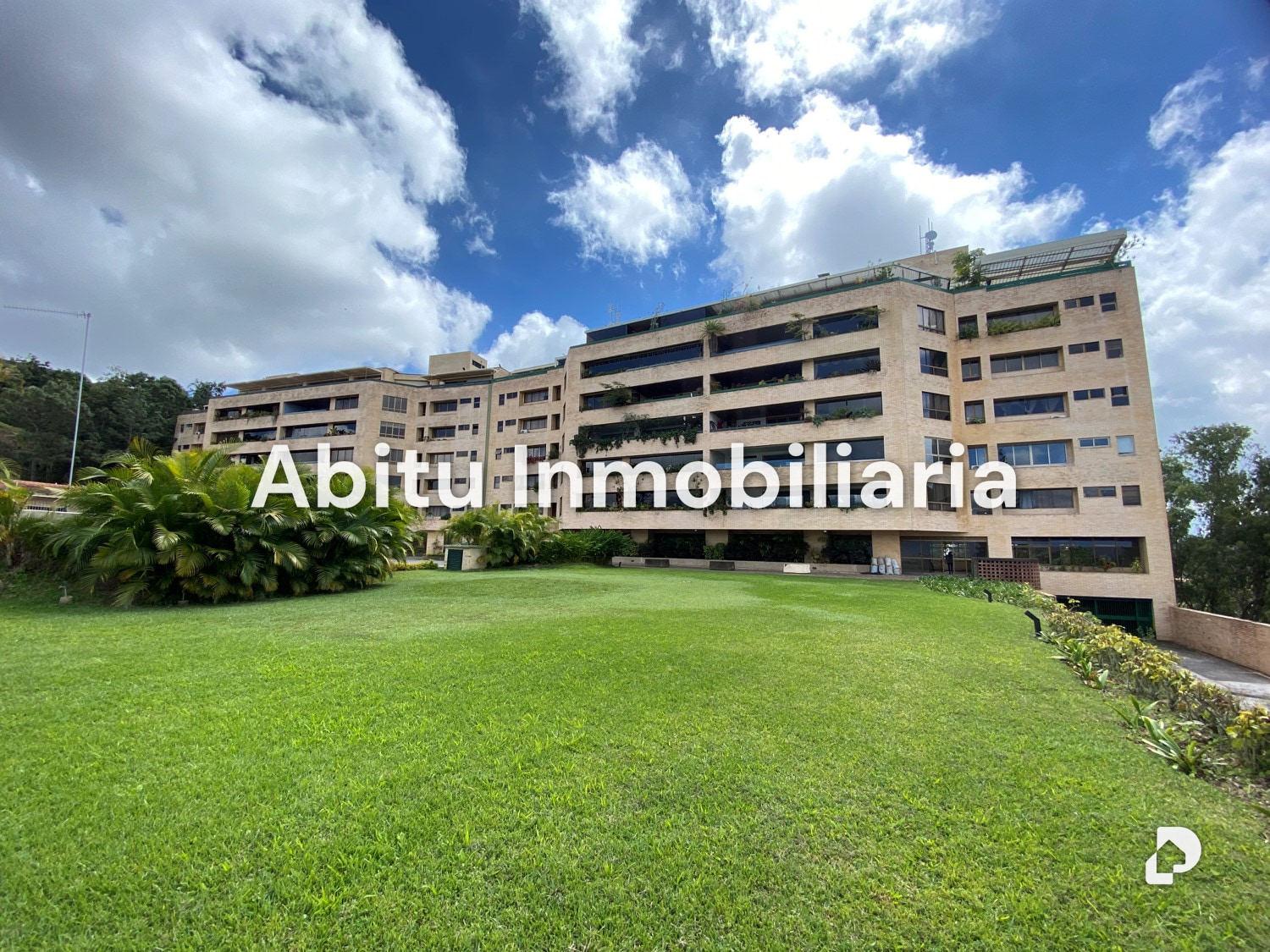 Apartamento en Los Naranjos (del Cafetal), Caracas