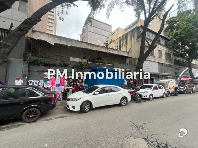 Local comercial en Av. Baralt, Caracas