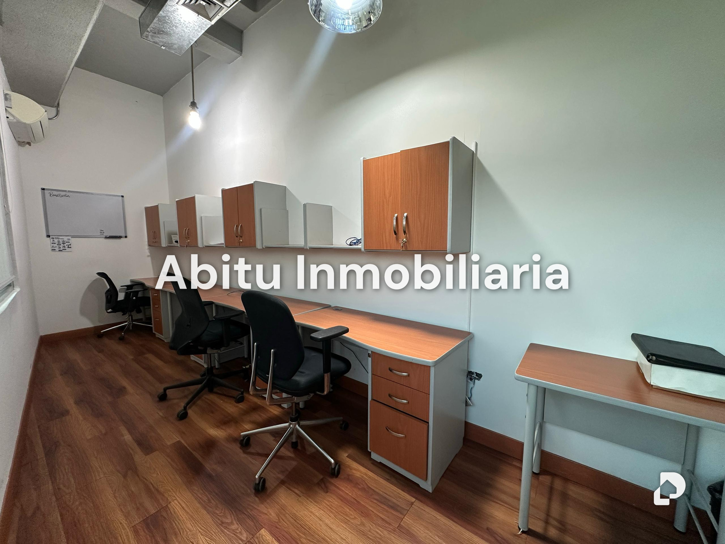 Oficina en La Trinidad, Caracas