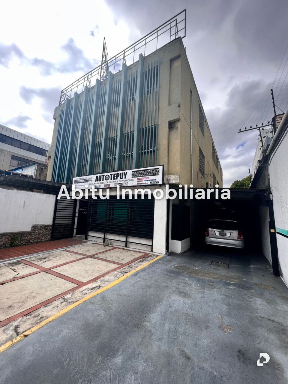 Edificio en Los Ruices, Caracas