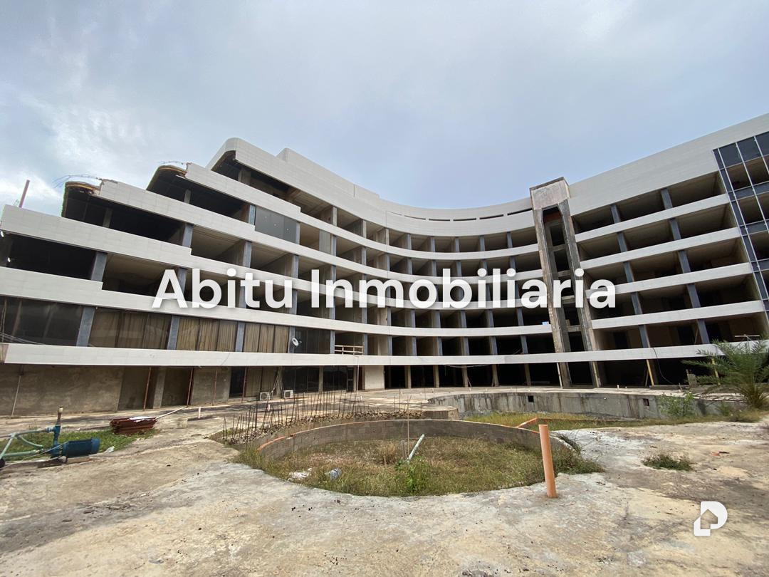 Edificio en Pampatar, Margarita (sureste)