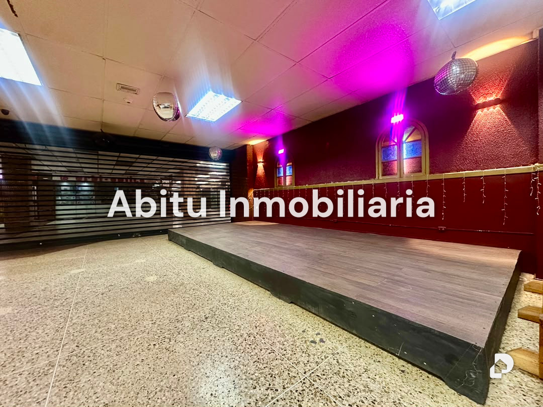 Local comercial en La Urbina, Caracas