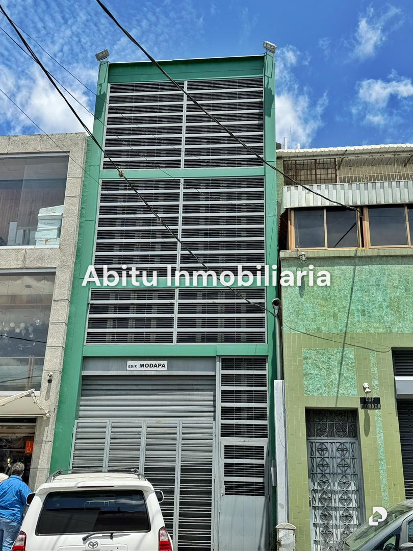 Edificio en Boleíta Sur, Caracas