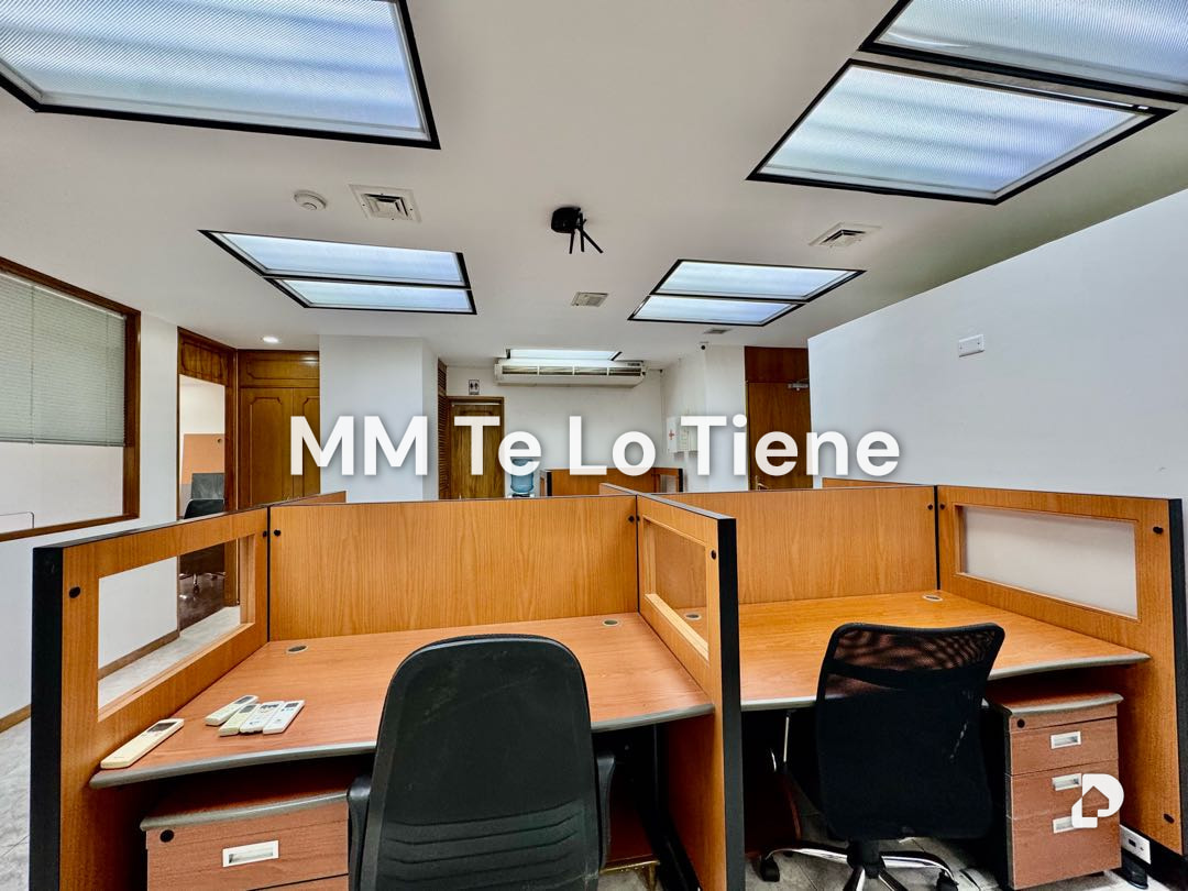 Oficina en Los Palos Grandes, Caracas