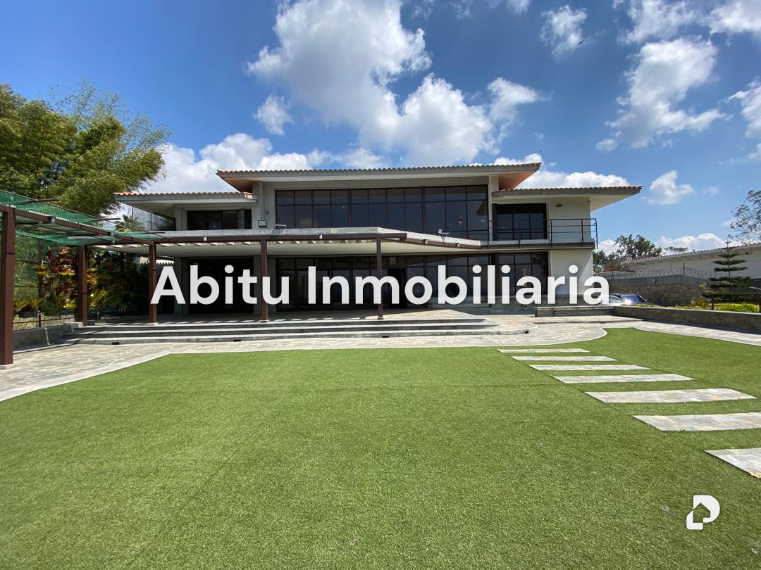 Casa en Los Guayabitos, Caracas
