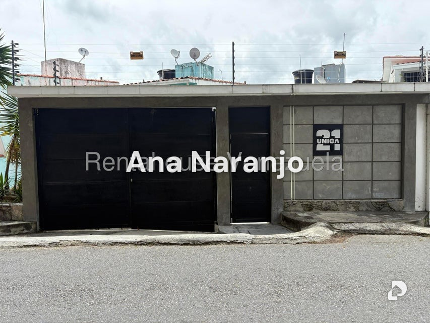 Casa en Lomas De La Trinidad, Caracas