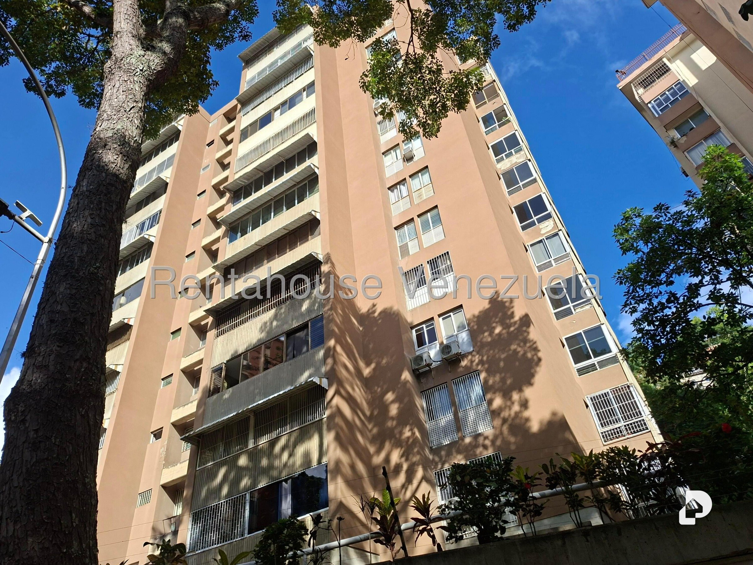 Apartamento en La California, Caracas