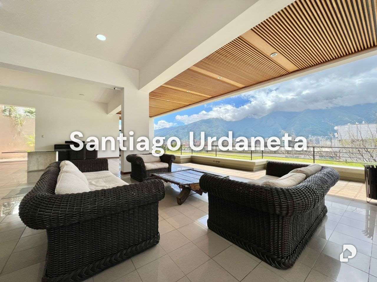 House in Lomas de Las Mercedes, Caracas – 4
