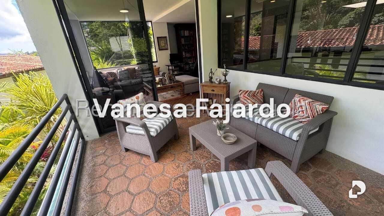 Casa en Colinas del Tamanaco, Caracas – 12