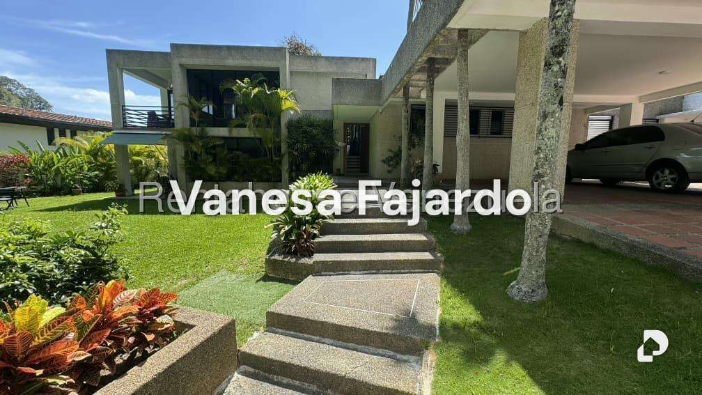 Casa en Colinas del Tamanaco, Caracas – 13