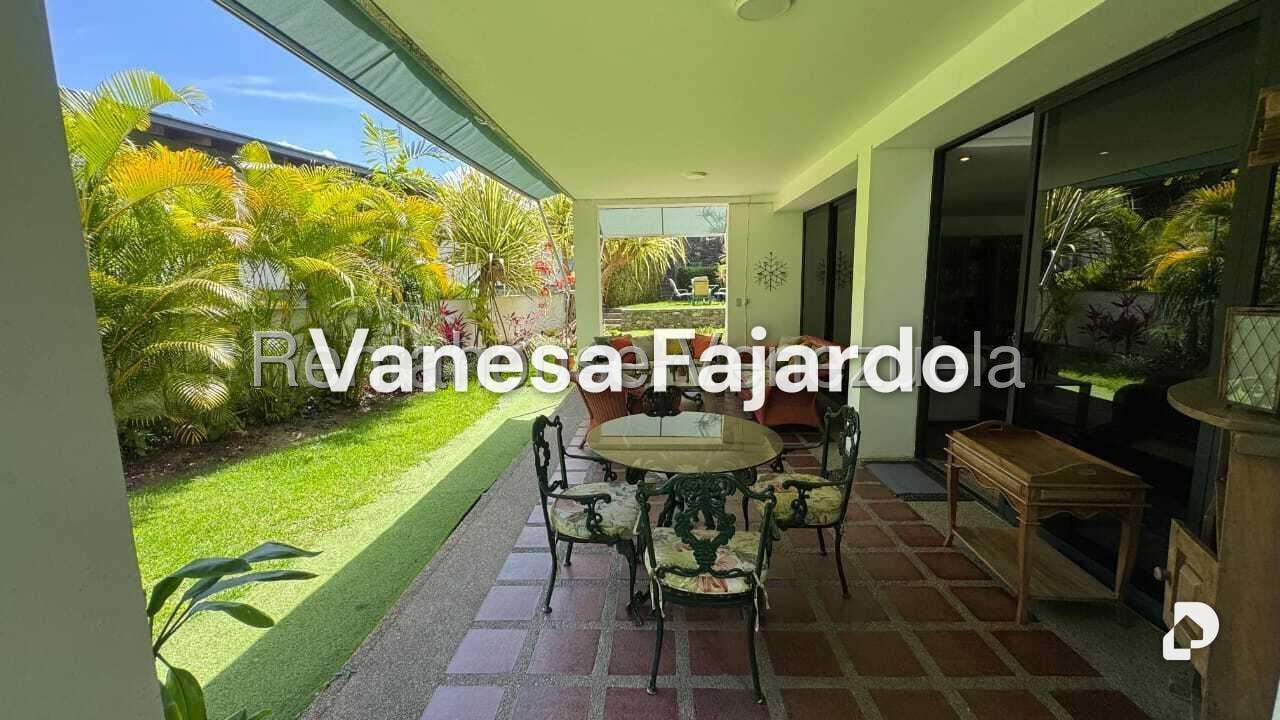 Casa en Colinas del Tamanaco, Caracas – 11