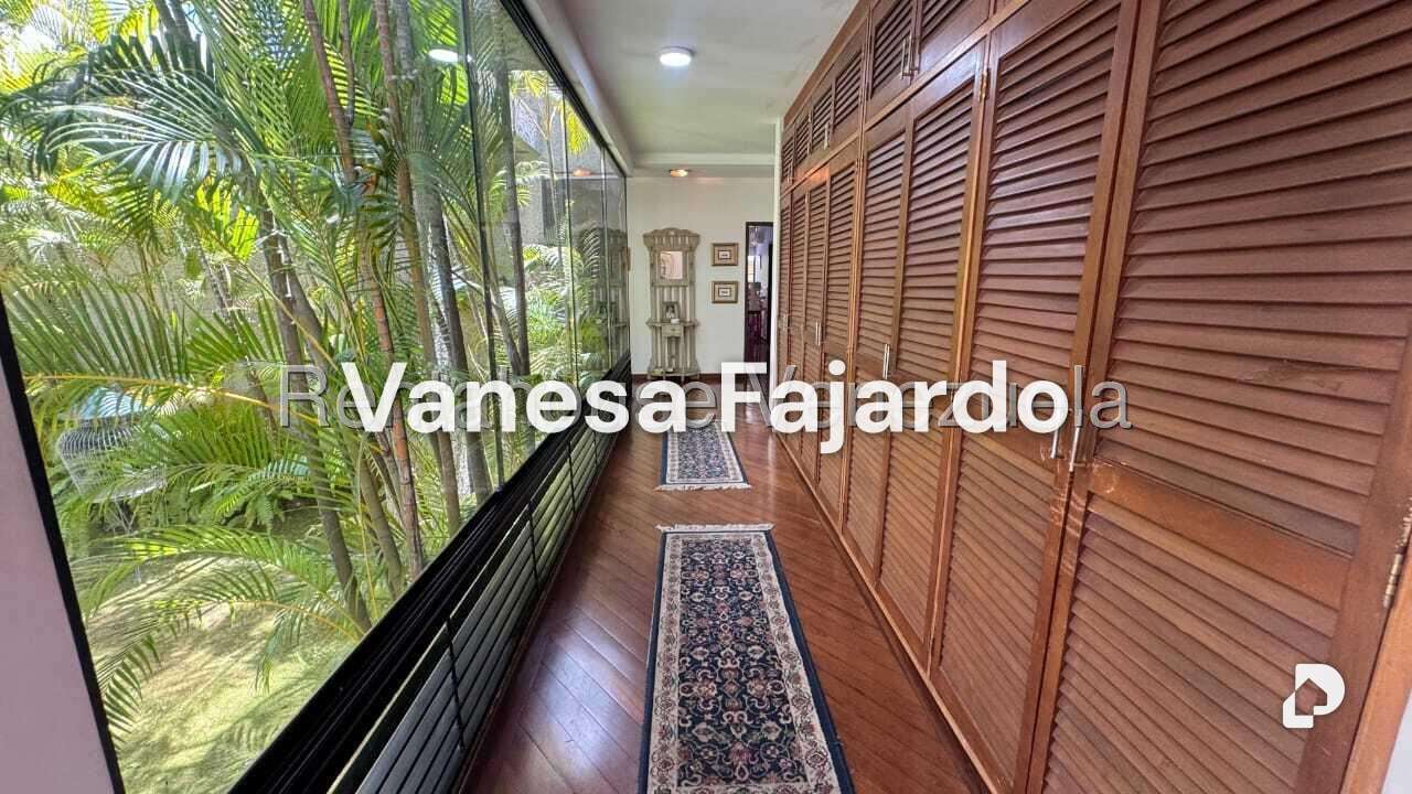 Casa en Colinas del Tamanaco, Caracas – 21