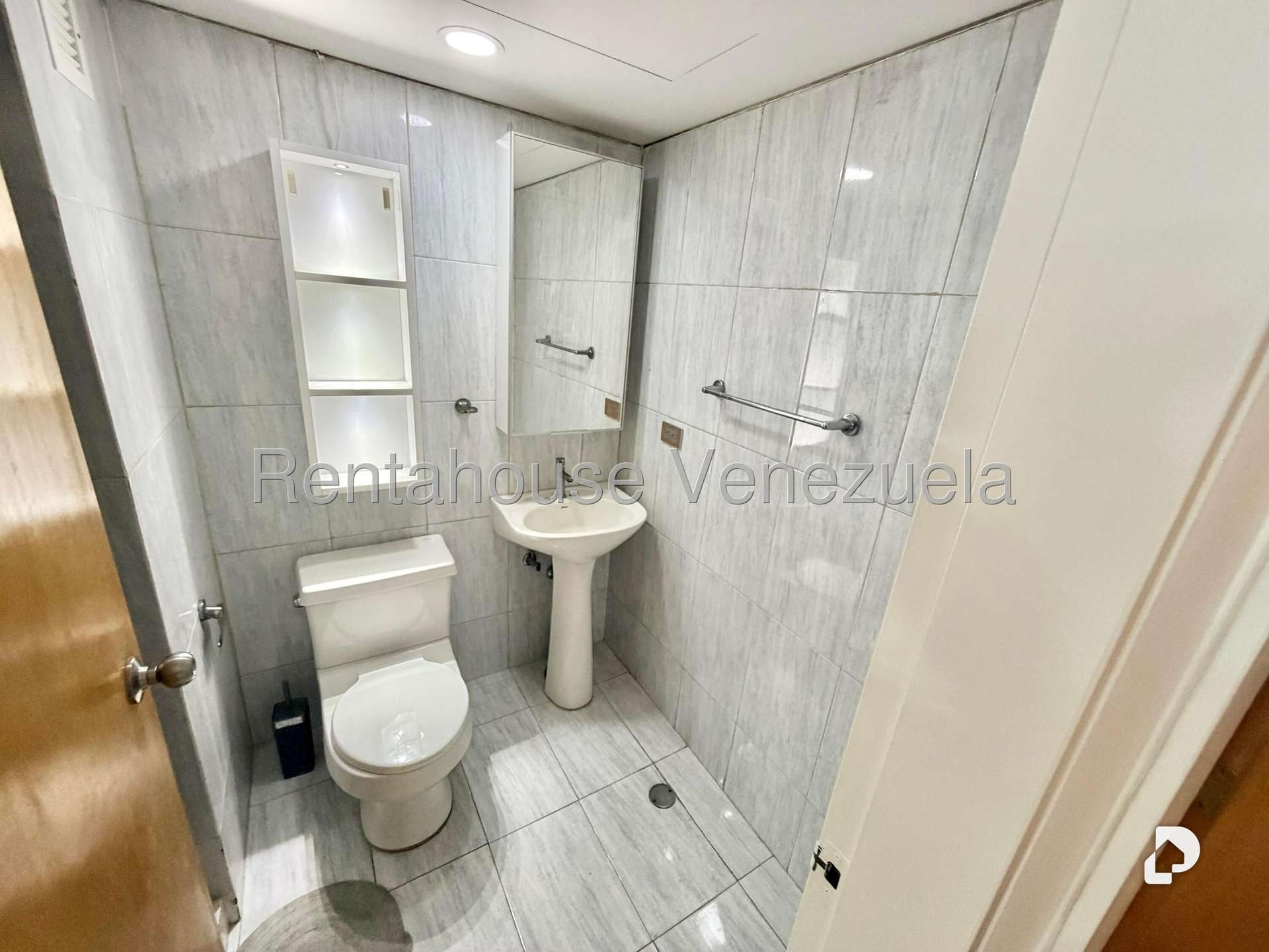 Apartamento en El Rosal, Caracas – 29