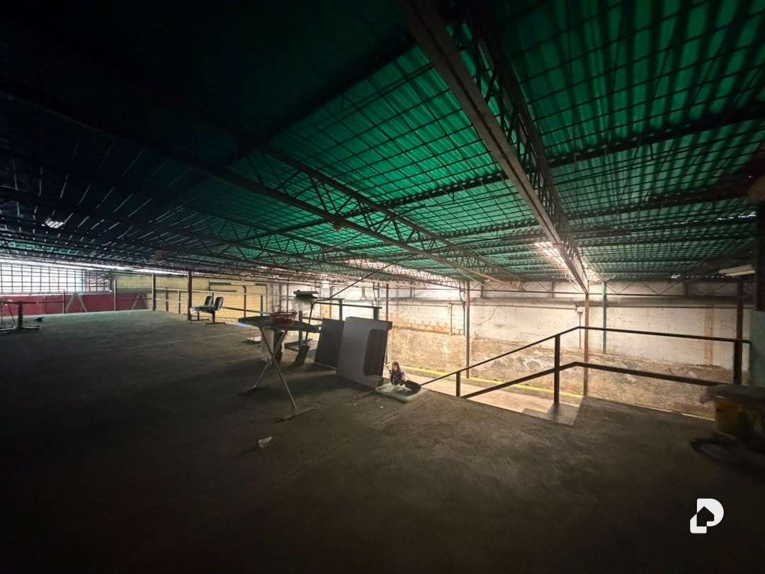 Local comercial en La Yaguara, Caracas – 11