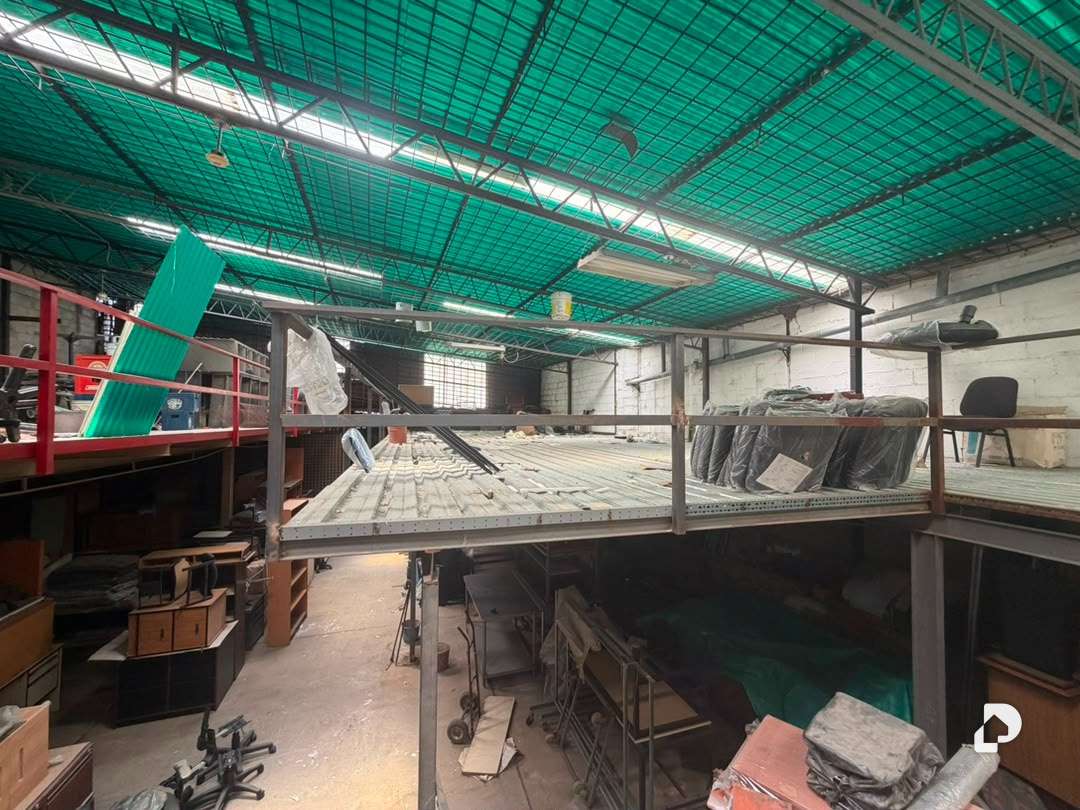 Local comercial en La Yaguara, Caracas – 14