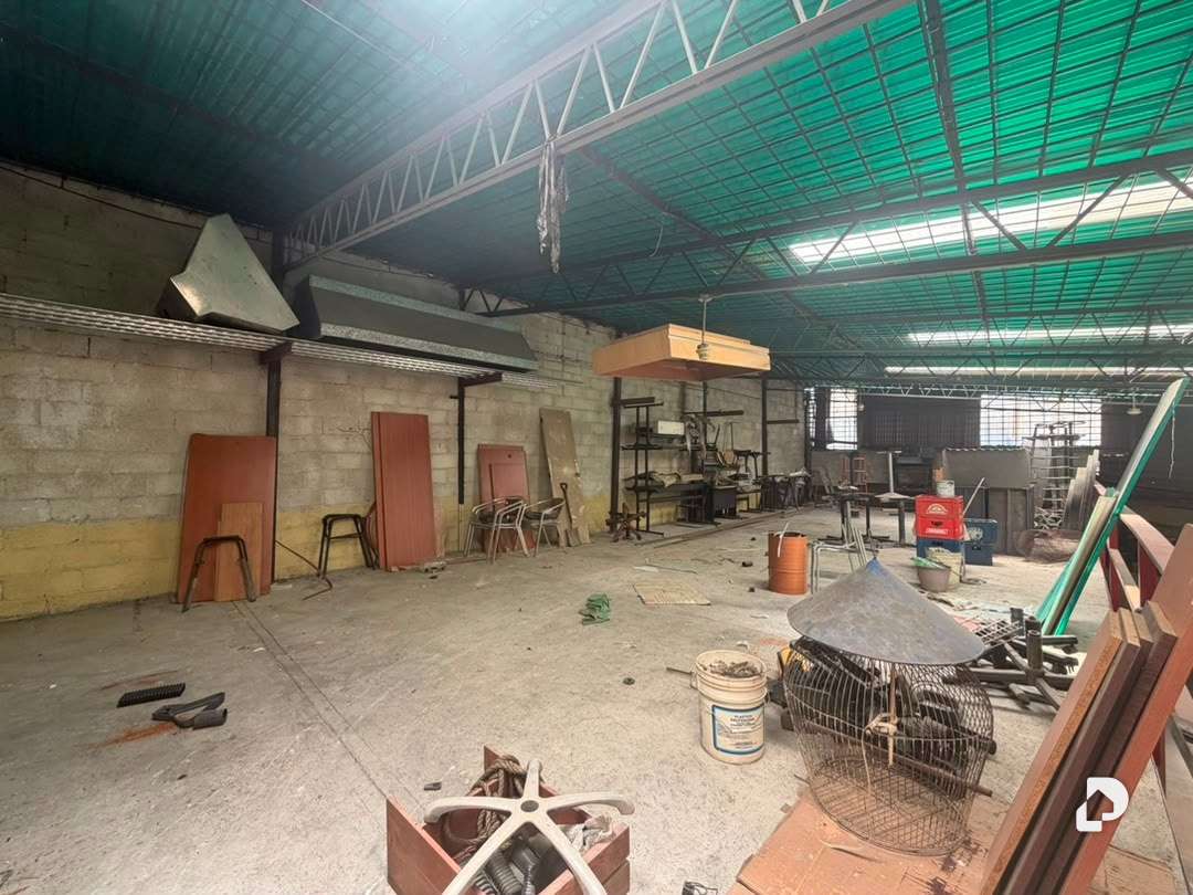Local comercial en La Yaguara, Caracas – 17