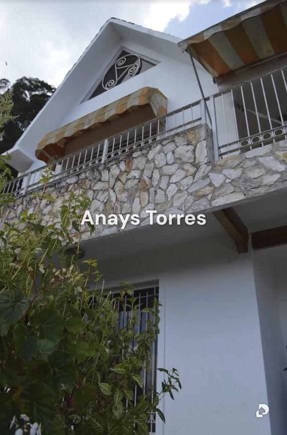 House in La Suiza, Altos Mirandinos – 1