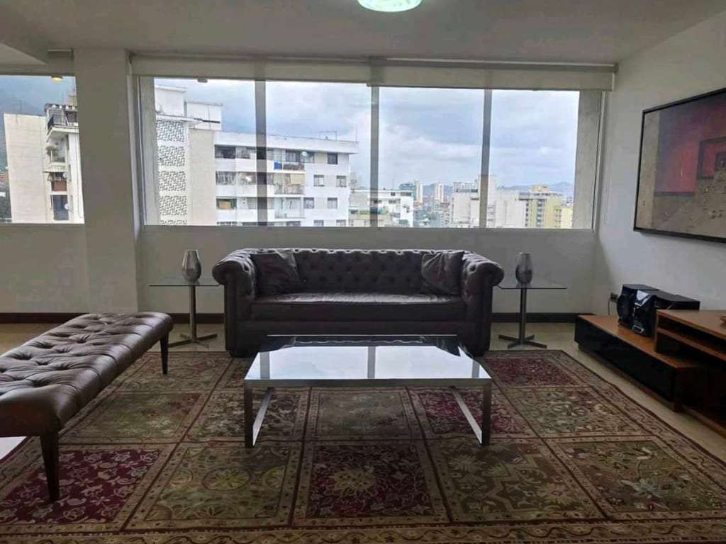 Apartamento en Los Palos Grandes, Caracas - 1