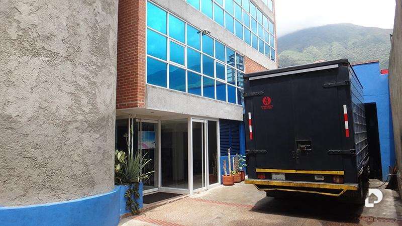 Building in Los Dos Caminos, Caracas – 32