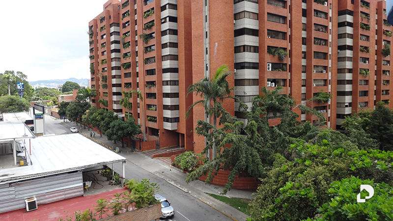 Building in Los Dos Caminos, Caracas – 35