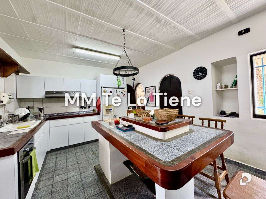 House in Cerro Verde, Caracas – 16