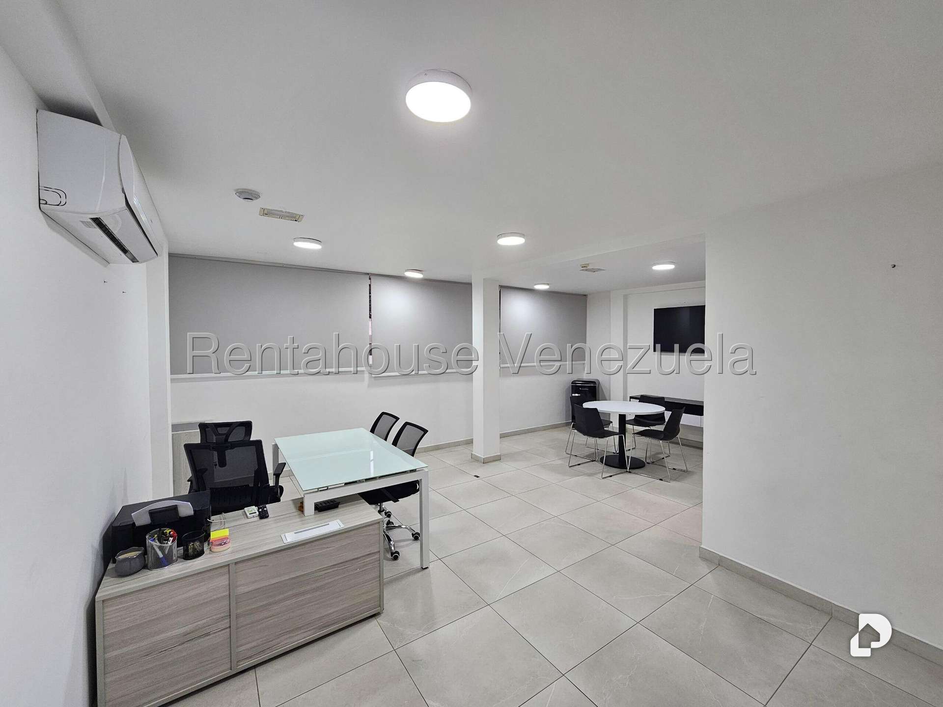 Local comercial en Santa Eduvigis, Caracas – 27