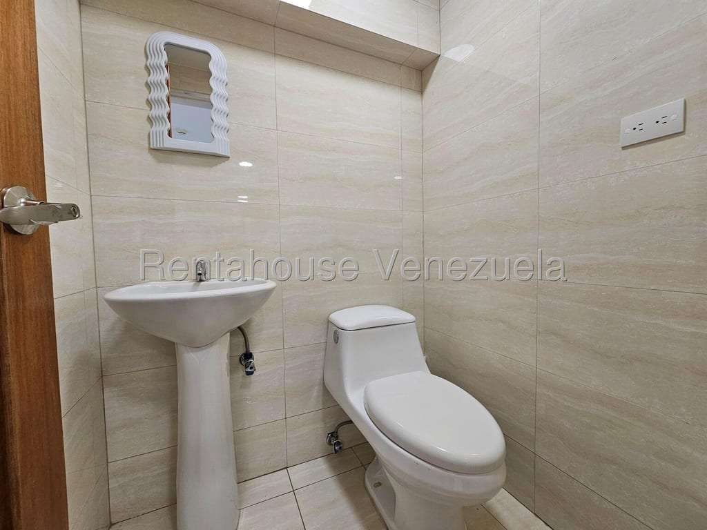 Local comercial en Santa Eduvigis, Caracas