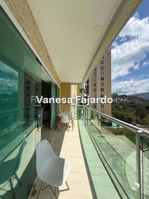 Apartamento en Las Mesetas de Santa Rosa de Lima, Caracas – 10