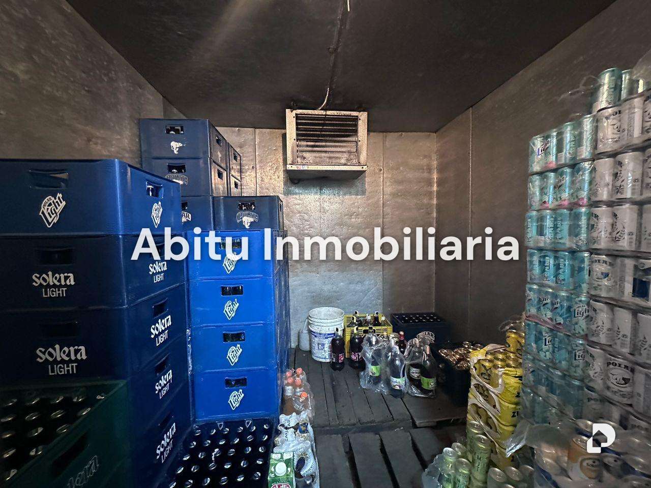 Local comercial en Los Dos Caminos, Caracas – 3
