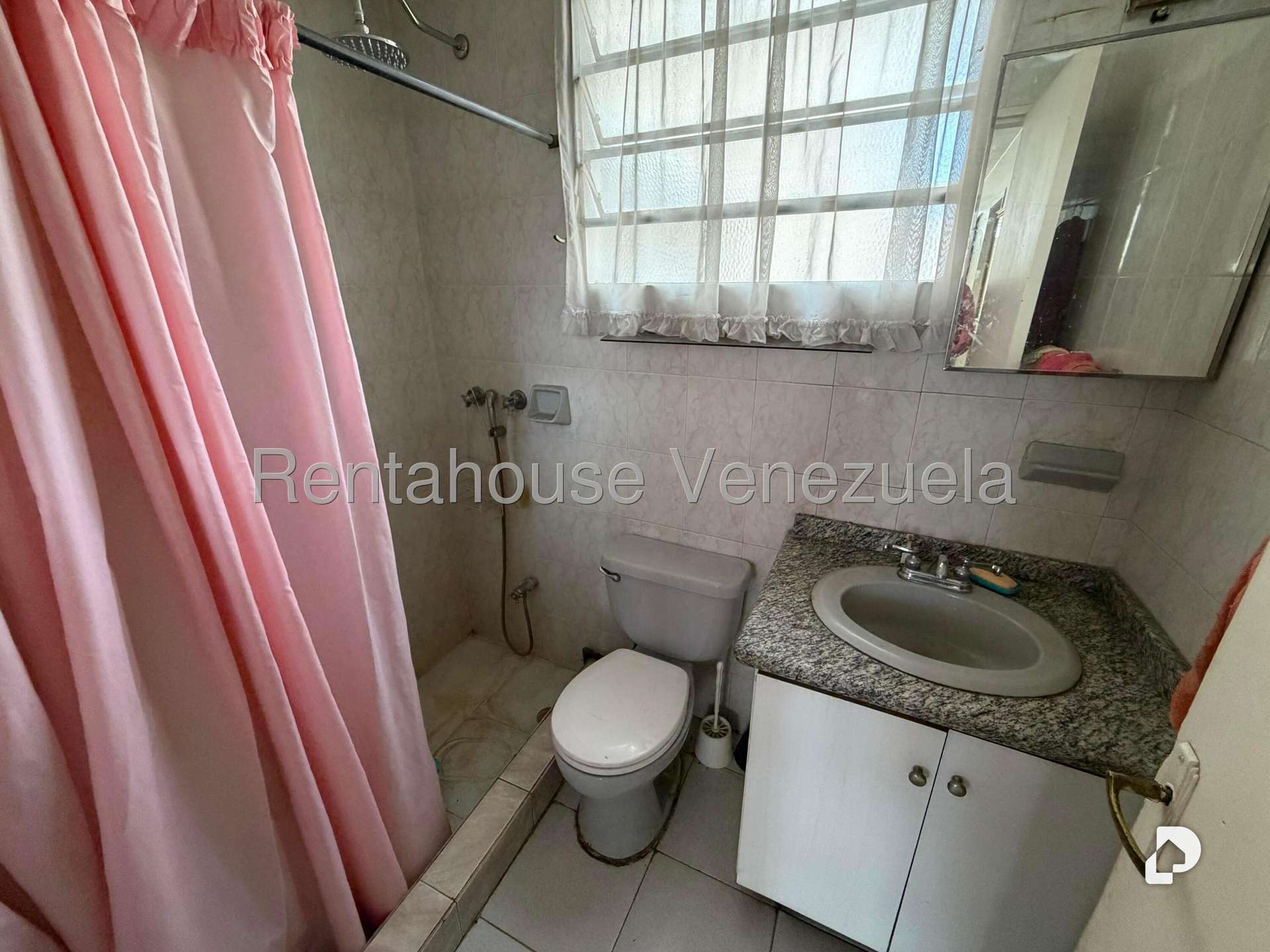 Apartamento en Parroquia San Jose, Caracas – 15