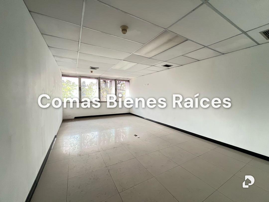 Office in Altamira, Caracas – 5
