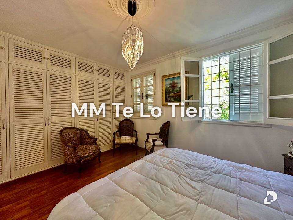 Casa en Lomas de La Lagunita, Caracas – 13