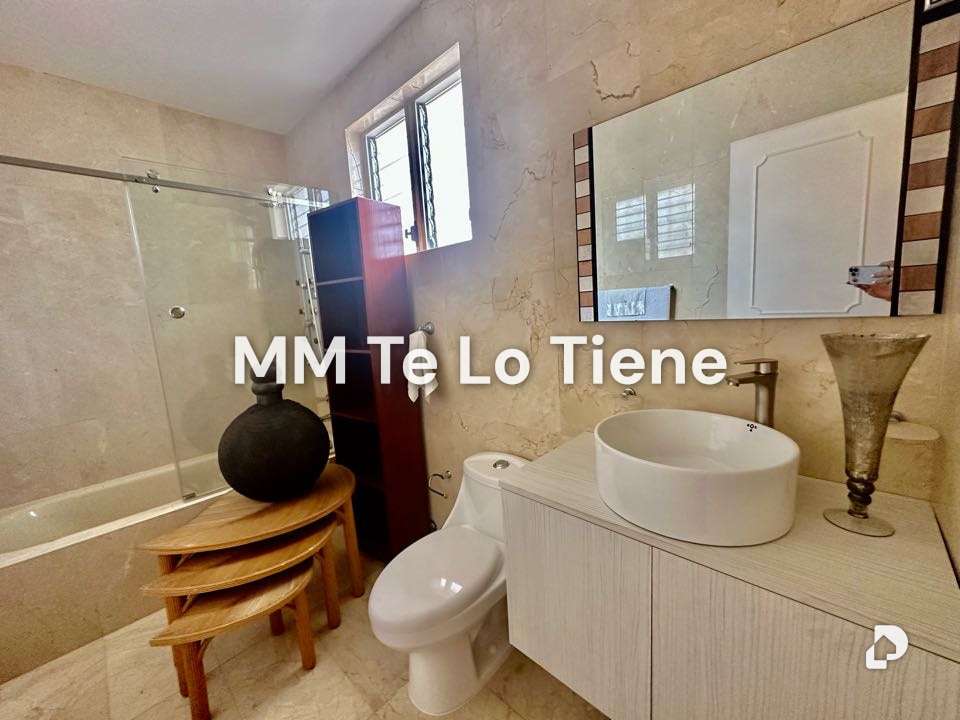 Casa en Lomas de La Lagunita, Caracas – 22