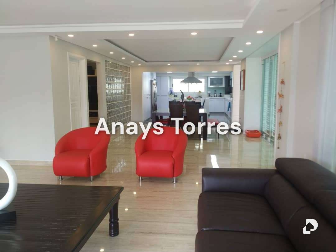 Casa en Rosaleda Norte, Altos Mirandinos – 9