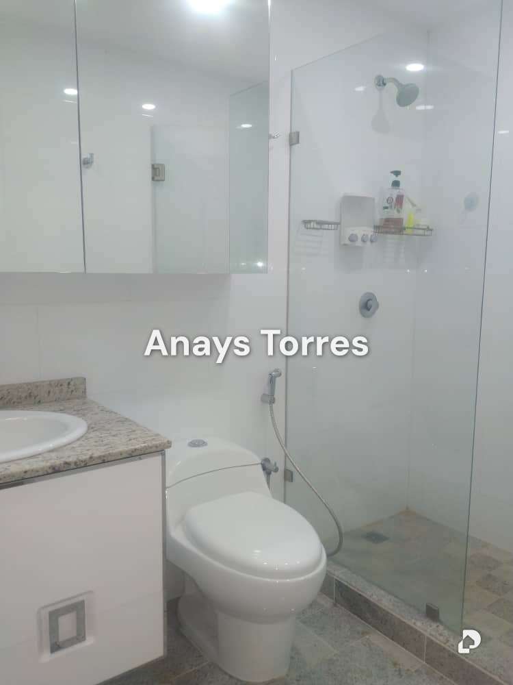 Casa en Rosaleda Norte, Altos Mirandinos – 22