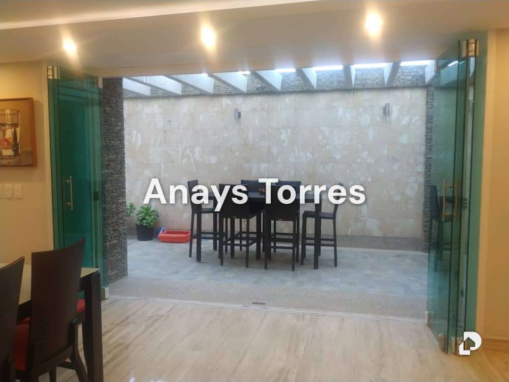 Casa en Rosaleda Norte, Altos Mirandinos – 8