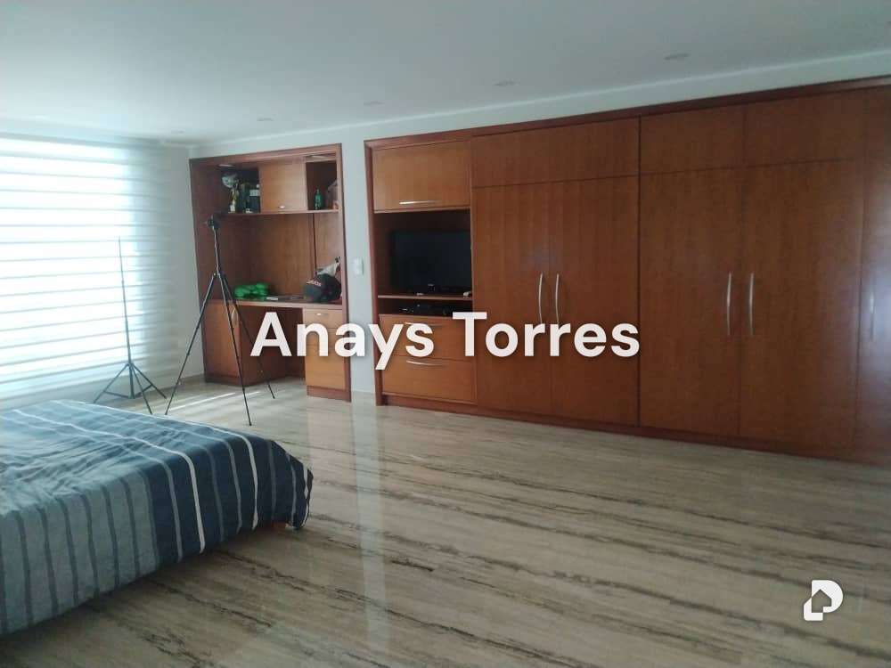 Casa en Rosaleda Norte, Altos Mirandinos – 18