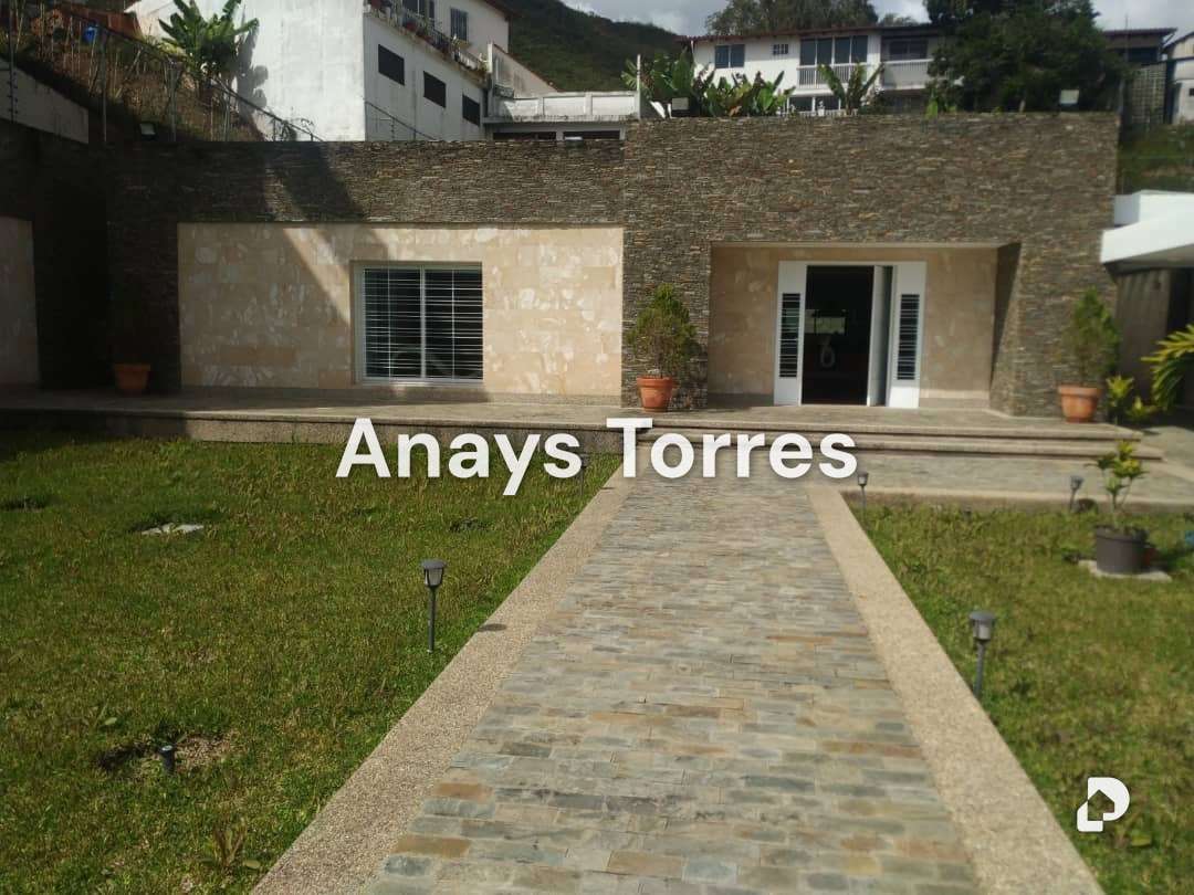 Casa en Rosaleda Norte, Altos Mirandinos – 1
