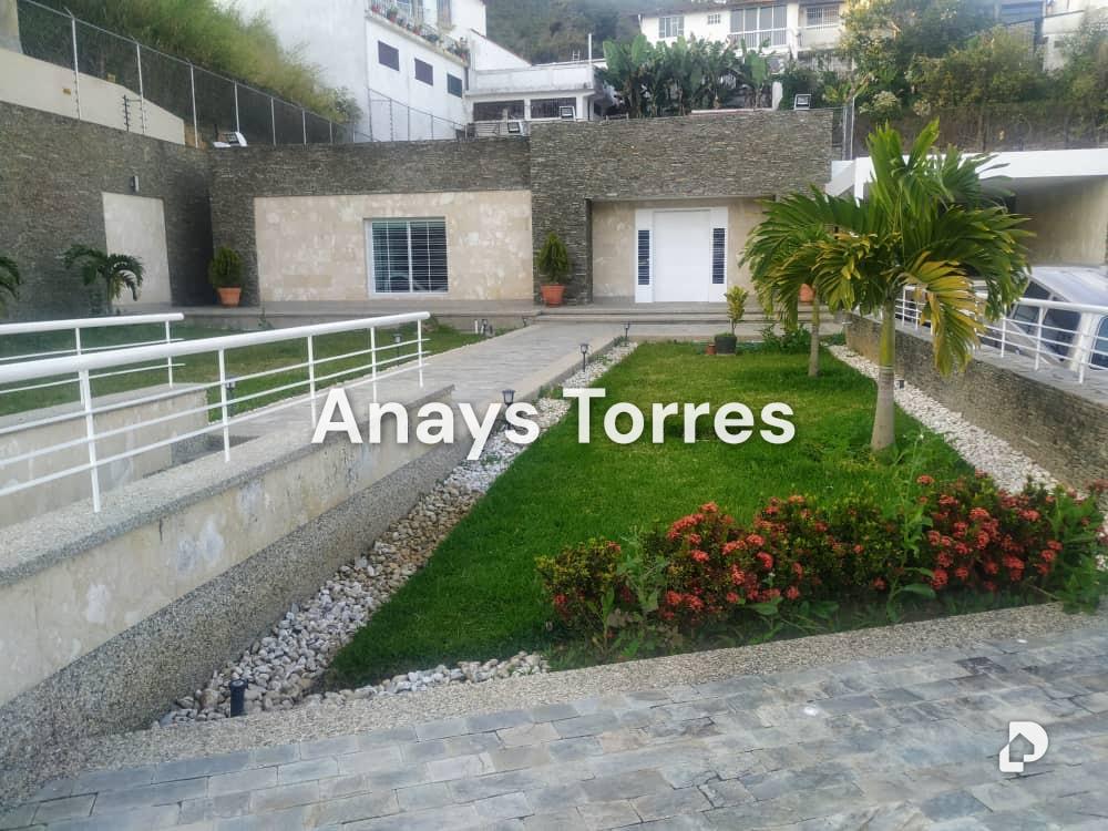 Casa en Rosaleda Norte, Altos Mirandinos – 5