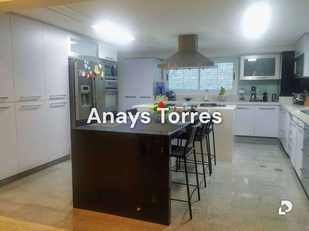 Casa en Rosaleda Norte, Altos Mirandinos – 3